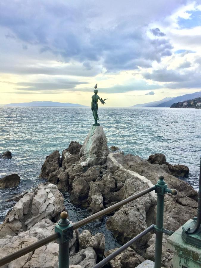 Apartments Villa Ida Opatija Bagian luar foto
